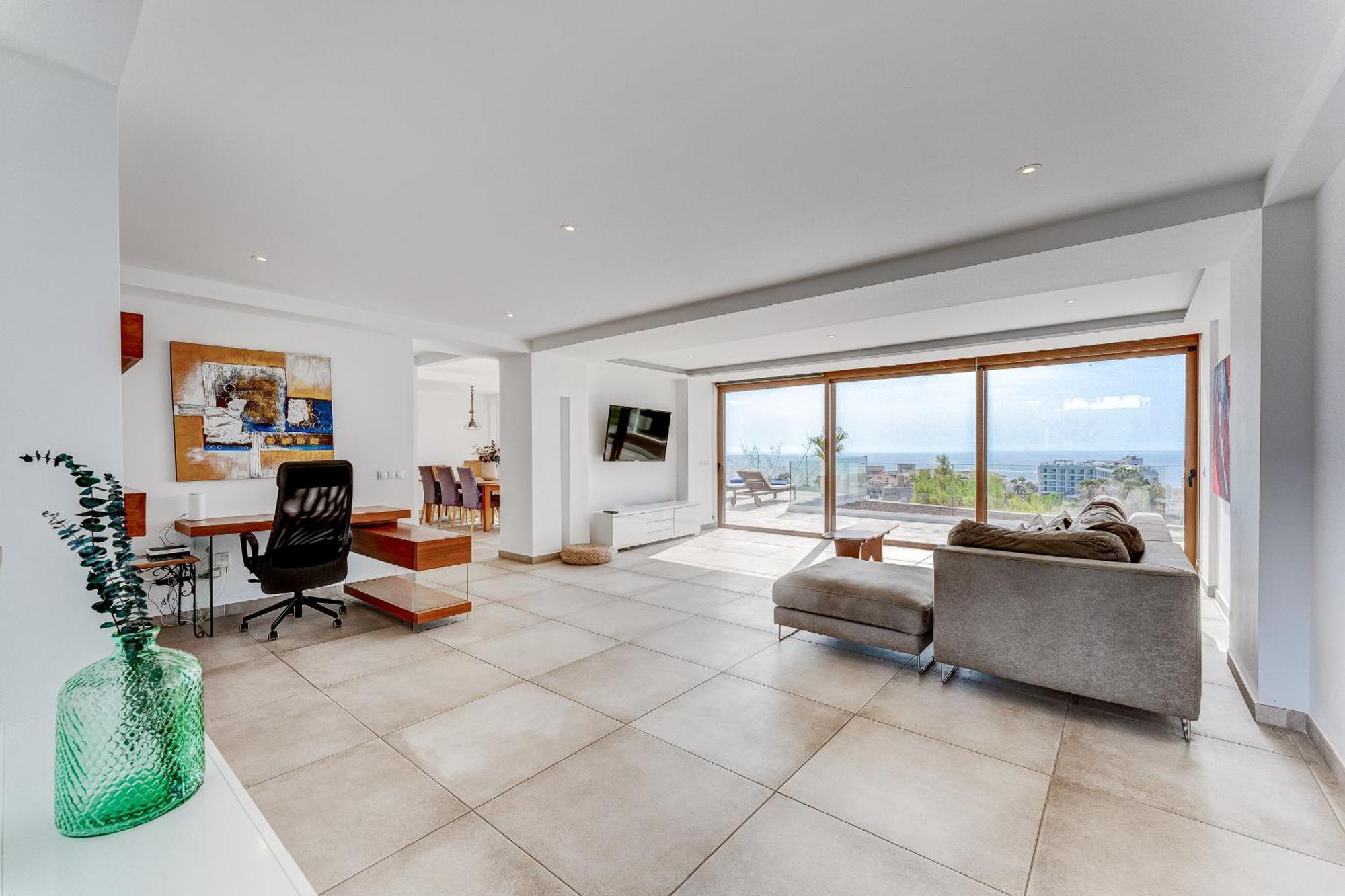 Fabulous Contemporary 5 Bedroom Villa With Private Heated Pool, Sleeps Max 13 Callao Salvaje Exterior foto