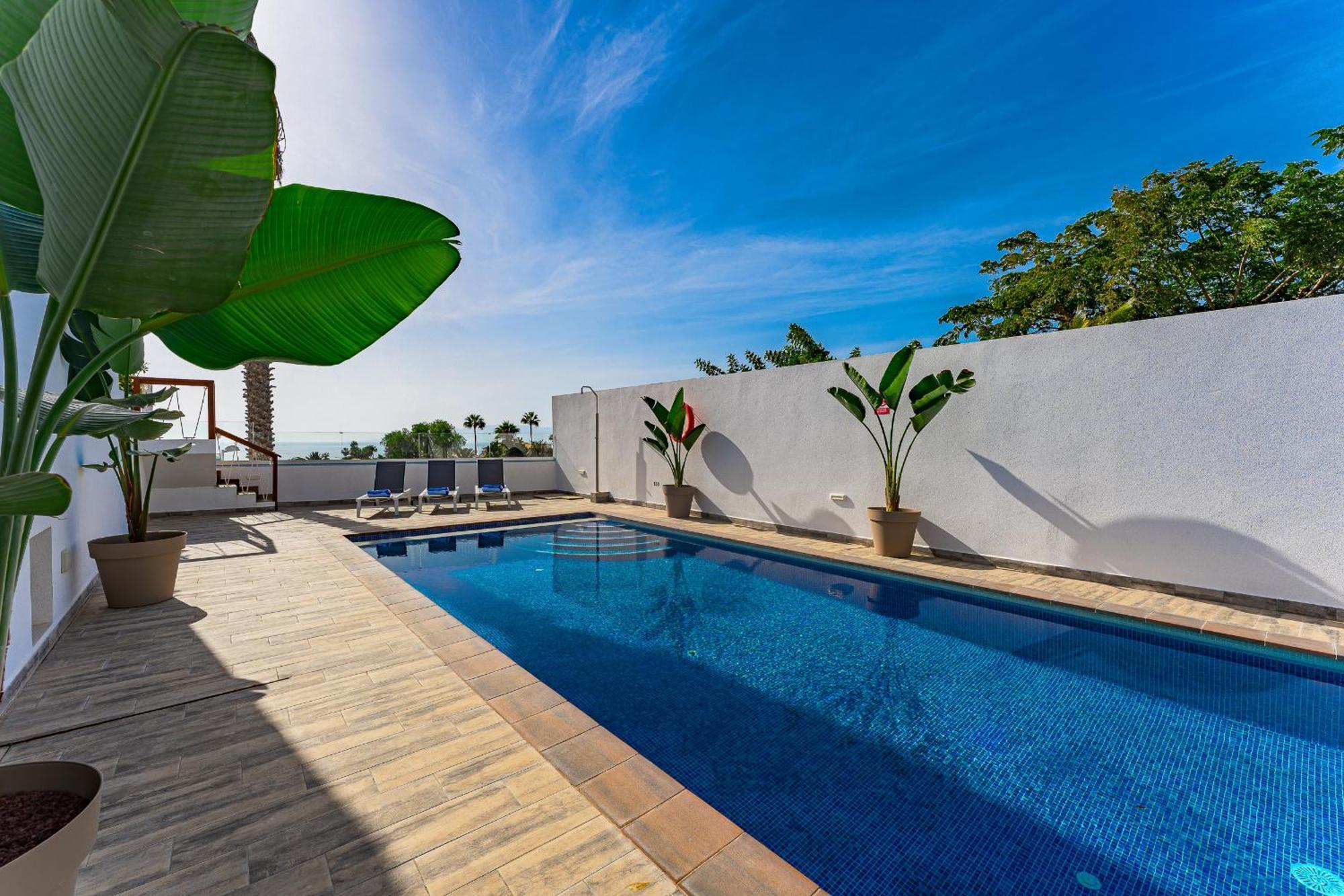 Fabulous Contemporary 5 Bedroom Villa With Private Heated Pool, Sleeps Max 13 Callao Salvaje Exterior foto